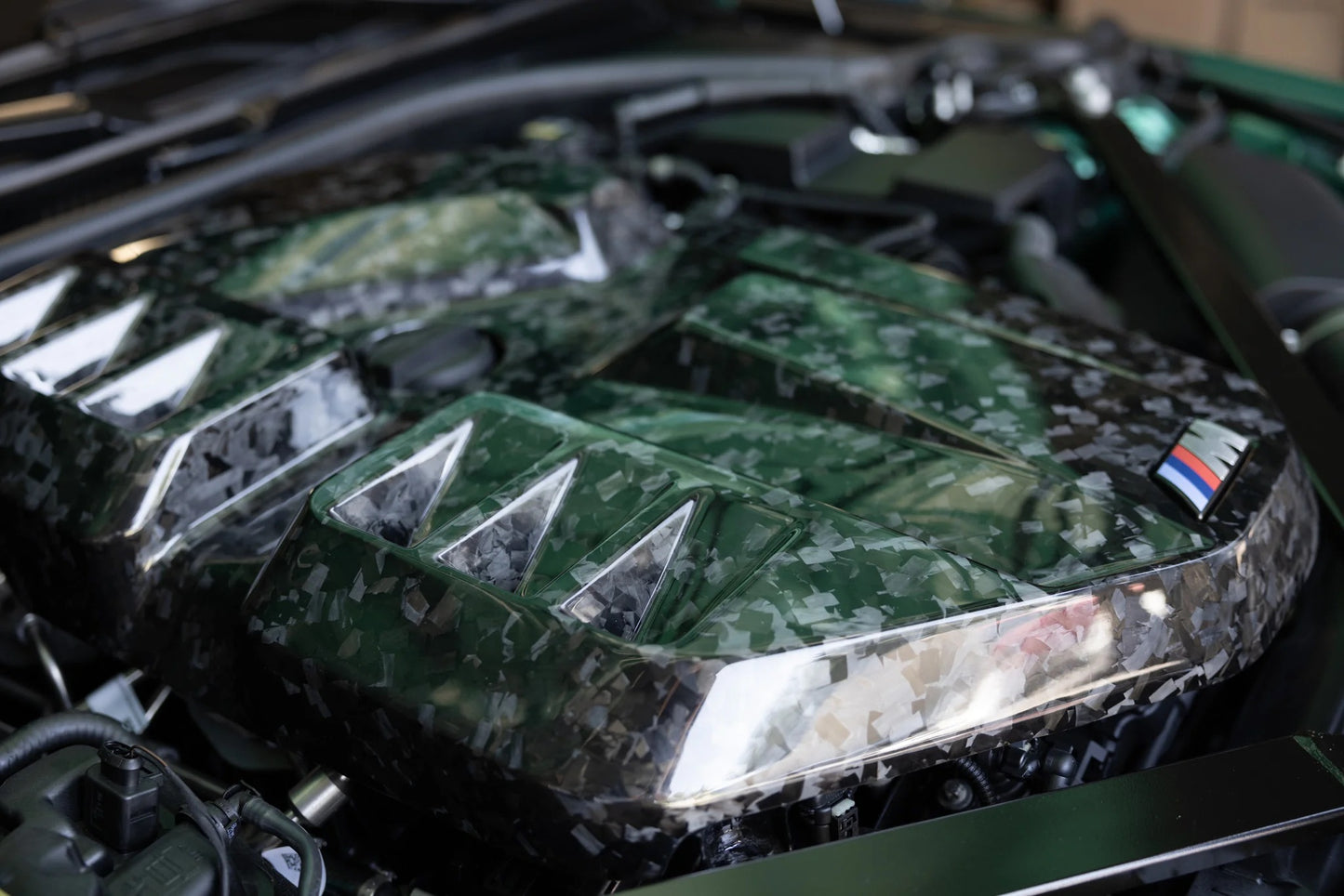 G80 FORGED CARBON FIBER ENGINE COVER