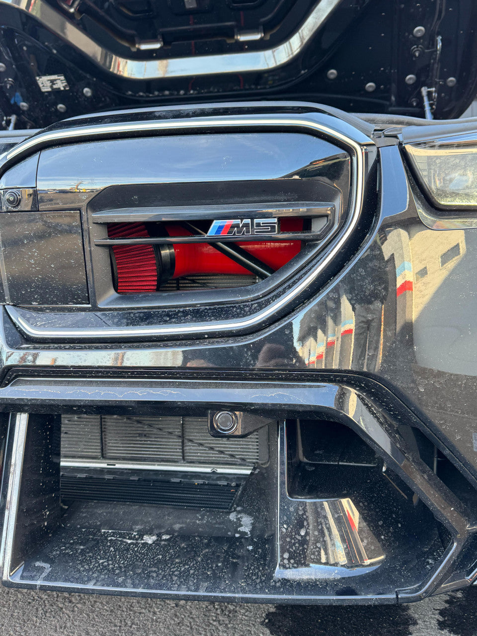 MAD BMW M5 F90 G9X M8 F9X Front Mount Silicone Intake