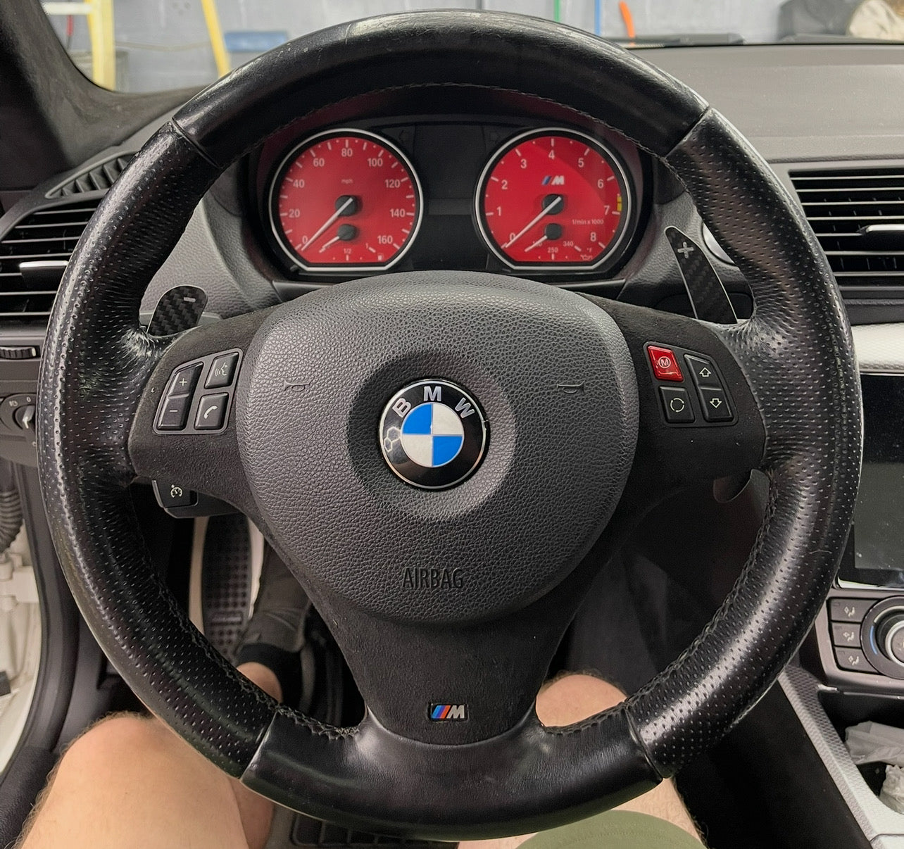 E8X/E9X CARBON FIBER MAGNETIC PADDLE SHIFTER