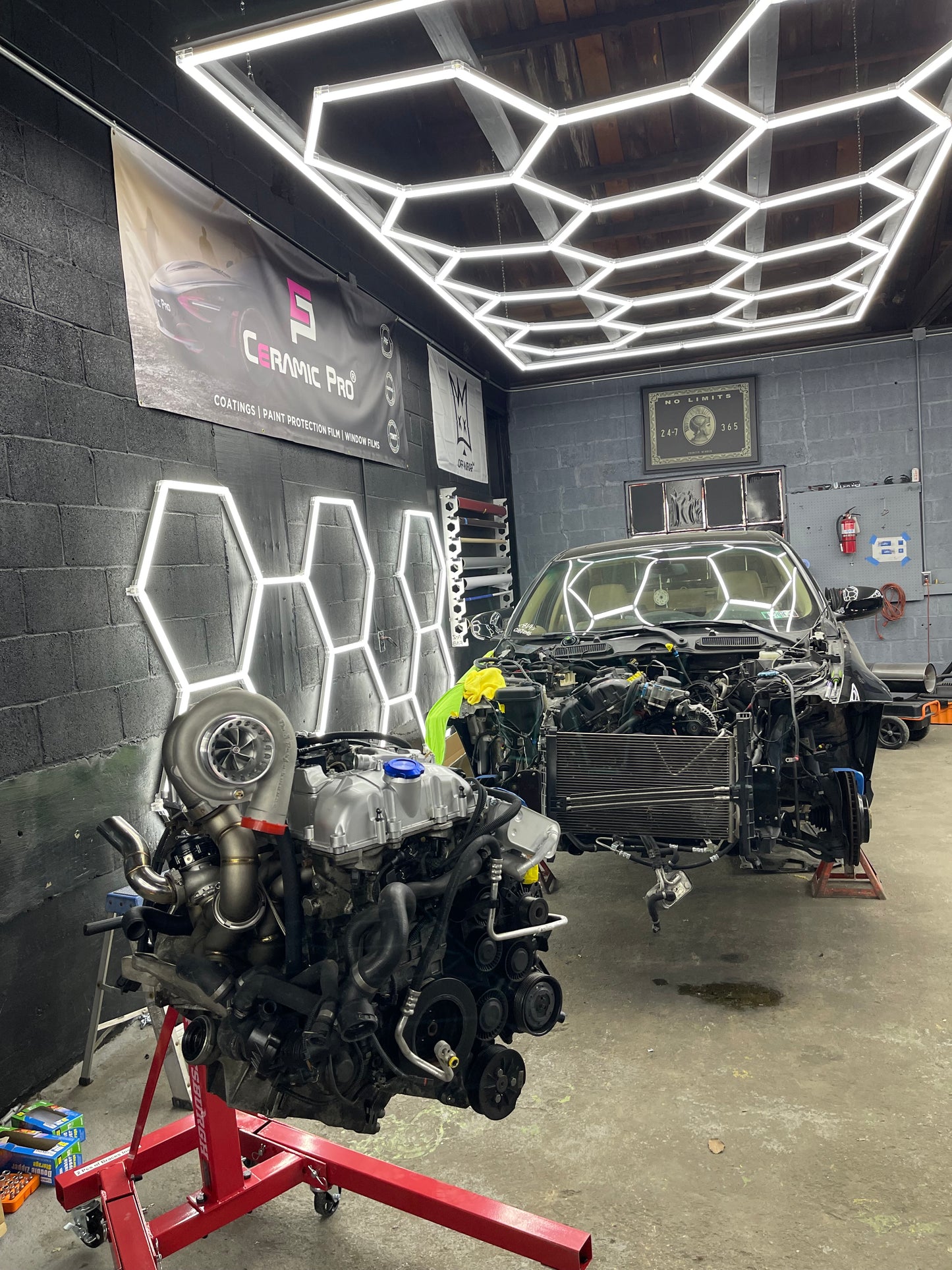 N55 PWG ALUMINUM VALVE COVER