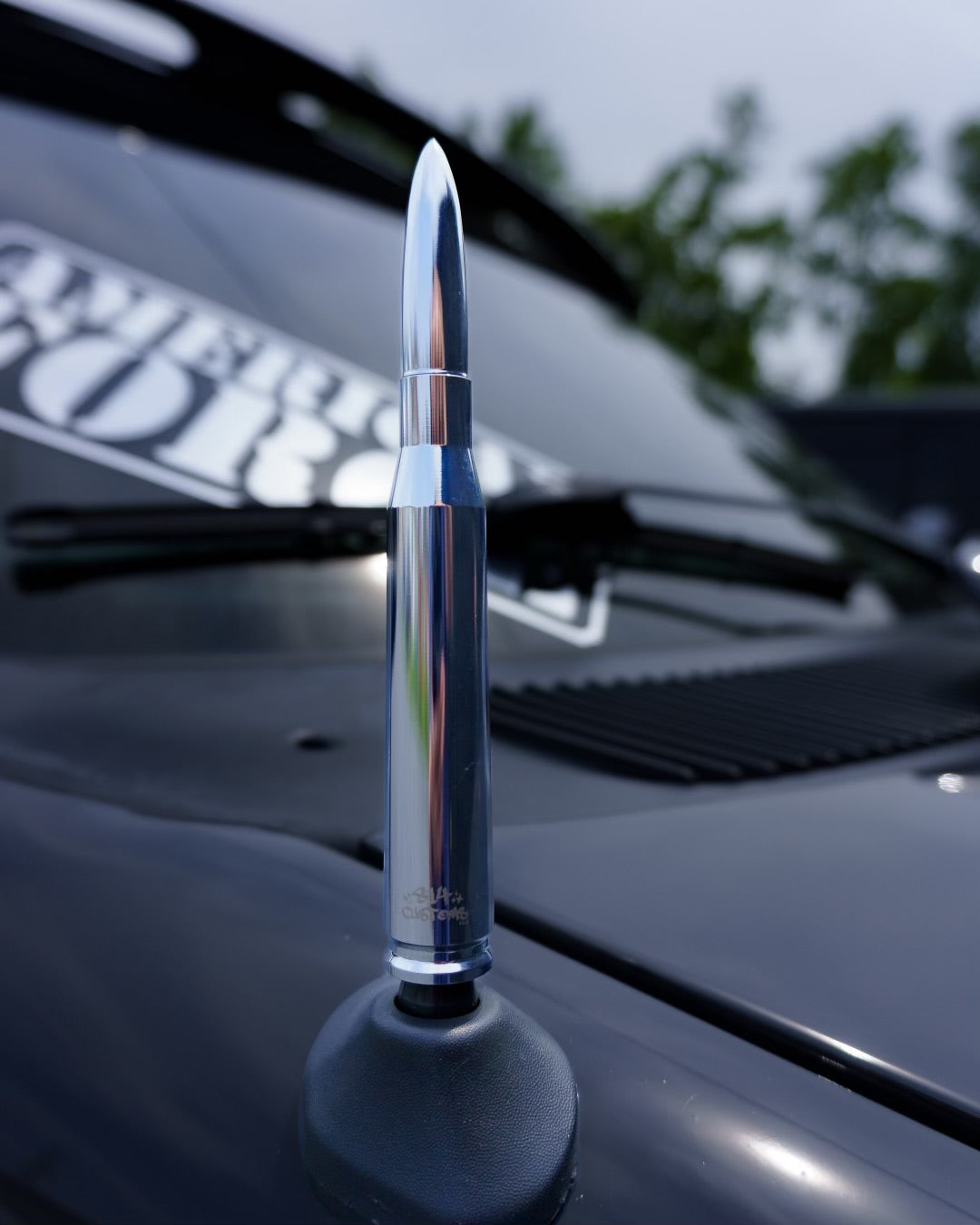 Bullet antennas for deals vehicles